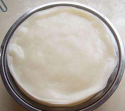 做涼皮時，加鹽，還是加淀粉?都不對，這樣做，涼皮筋道又透亮!