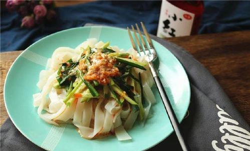 家常涼皮的絕妙做法 透亮滑溜，一次吃掉一大盆